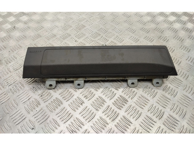 Подушка безопасности для колен A1768600302   Mercedes-Benz A W176