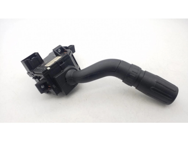 Ручка стеклоочистителей 8L8T13K359AFW   Ford Escape