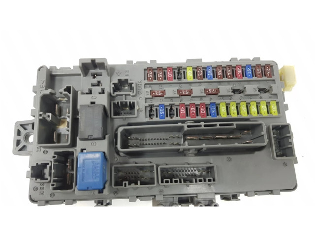 Блок предохранителей TL0G112, 38200TL0G11 Honda Accord