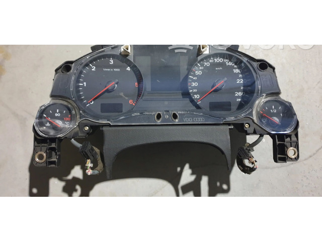 Панель приборов 4E0920900F   Audi A8 S8 D3 4E       