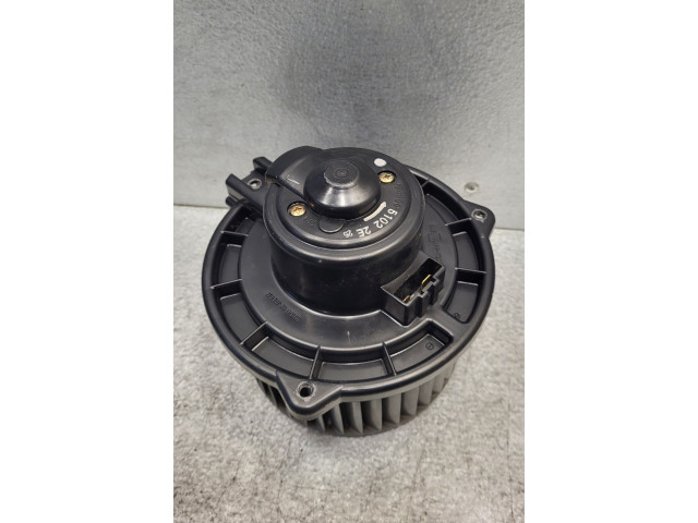 Вентилятор печки 194000 Mazda MPV II LW