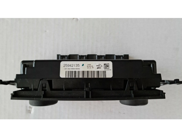 Блок управления климат-контролем 25942135   Chevrolet Suburban