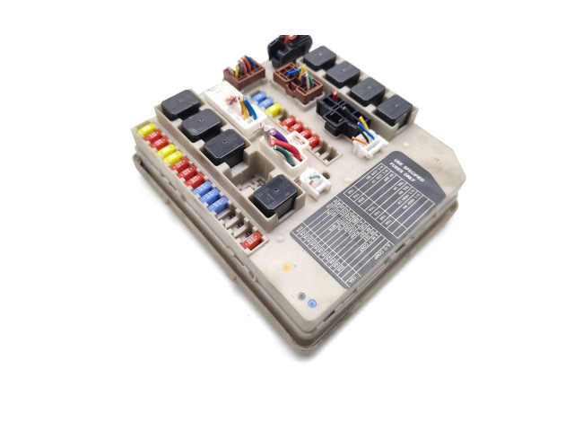 Pojistková skříňka Nissan Note (E11) 2012