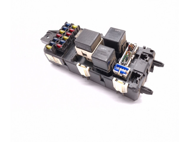 Pojistková skříňka Спидометр (приборный щиток) 1E021693, MB953383 Volvo S40, V40 2001