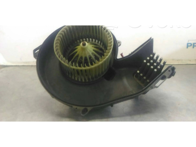 Вентилятор печки       Opel Meriva A