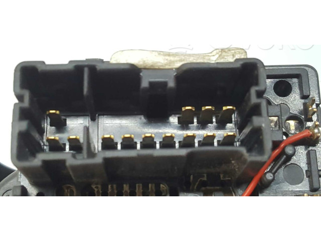 Ручка стеклоочистителей 681728631R, 8201168003   Dacia Dokker