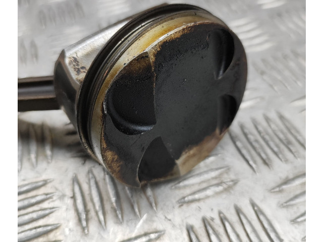  Поршень 5FW (EP6) 1675941480, 1631729180  Citroen C4 I Picasso  