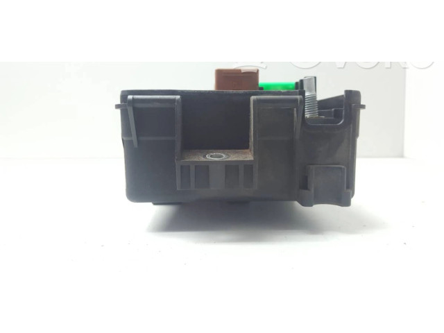 Pojistková skříňka Suzuki Ignis 2004