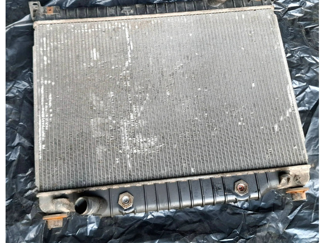 Радиатор охлаждающей жидкости GMC Envoy