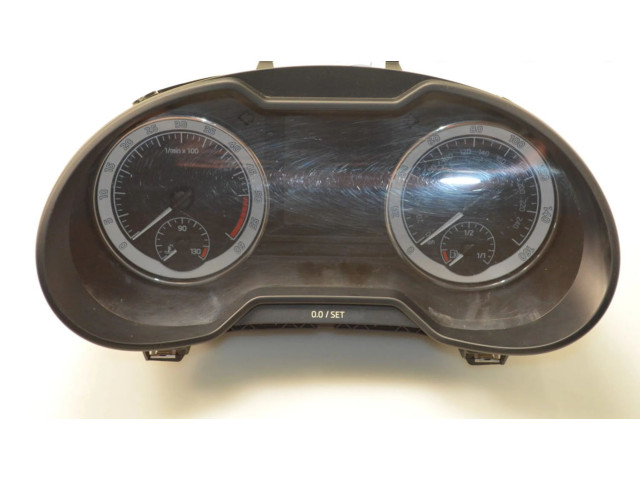 Панель приборов 5E0920951F Skoda Octavia Mk3 (5E)