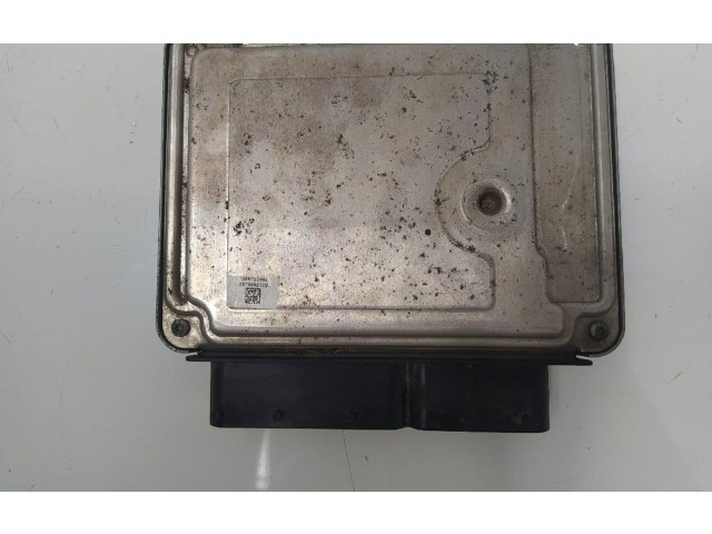 Řídící jednotka 03L906018FA   Volkswagen Tiguan 2011