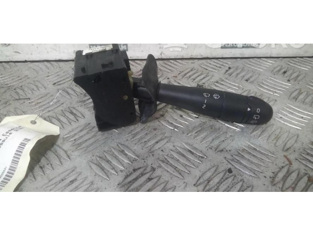 Ручка стеклоочистителей 6001551357 Dacia Sandero