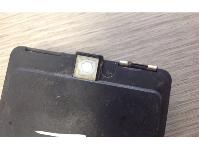 Датчик слепых зон Skoda Fabia Mk3 (NJ)