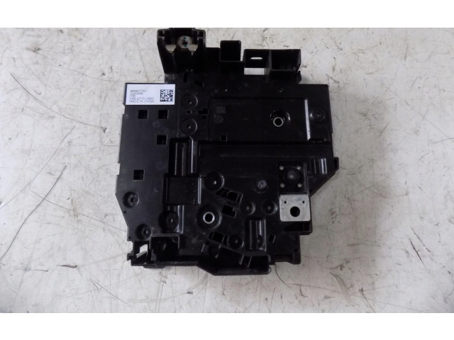 Блок предохранителей Volvo XC40