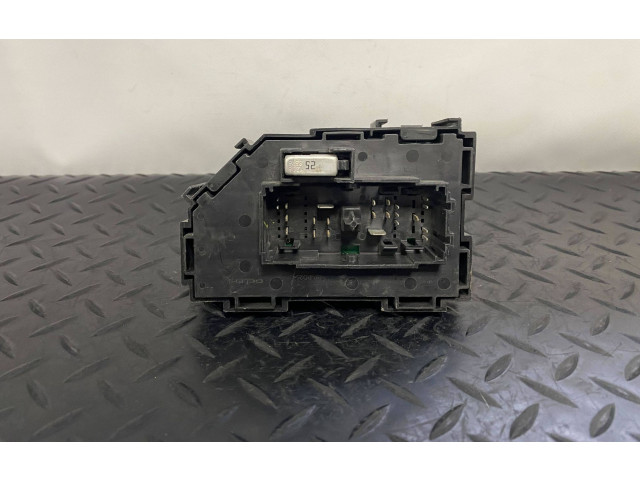 Блок предохранителей  1583951703   Chevrolet Tahoe    