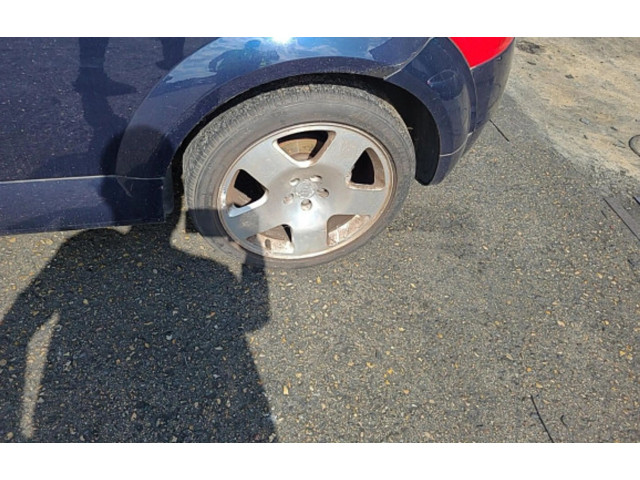 Ручка стеклоочистителей 4B0953503G01C   Audi TT Mk1