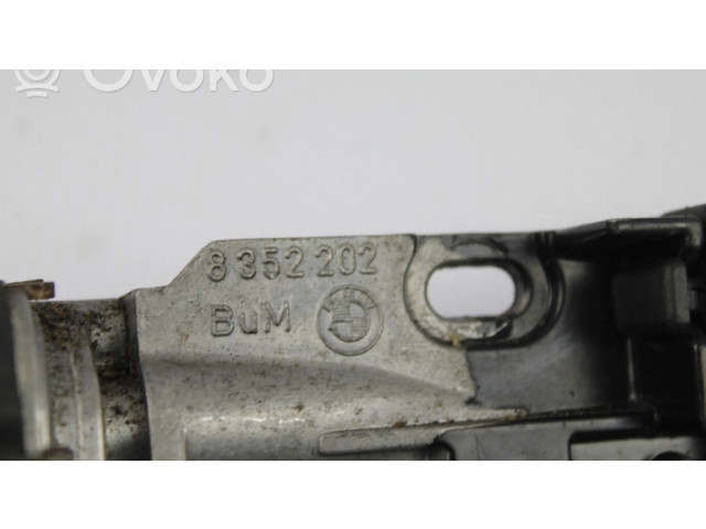 Zámek zadních dveří 8352202, 0390201300 BMW 7 E38 1999