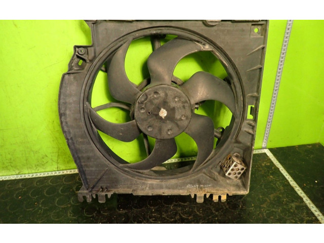 Вентилятор радиатора     8200748439    Renault Clio III 