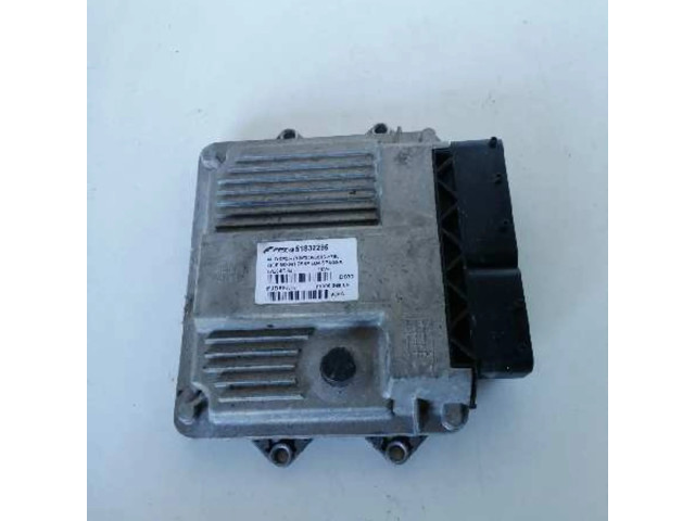 Блок управления двигателя 51832295   Fiat Qubo