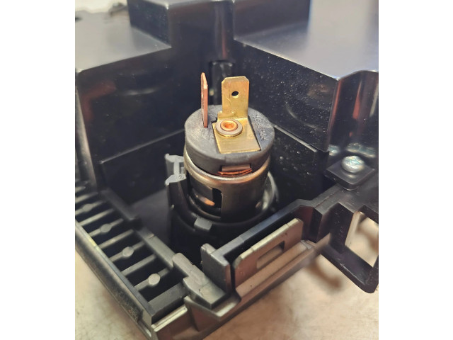 Блок управления климат-контролем 9452368, M6E25N00059   Volvo V70