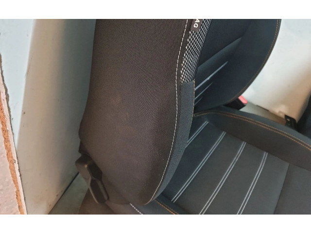 Подушка безопасности в сиденье Dacia Sandero