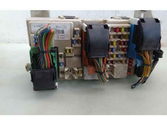 Pojistková skříňka 7M5T14A073BN, 8Y63517 Ford Focus 2008