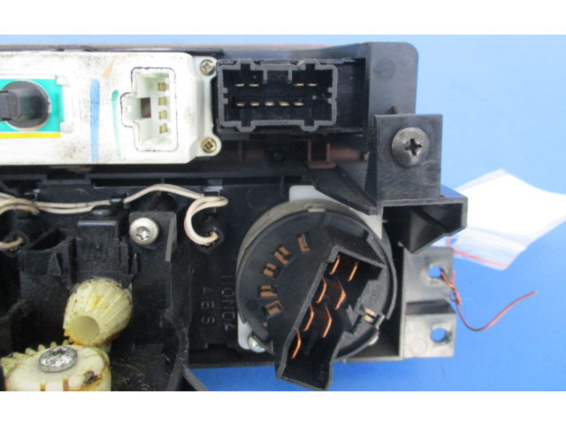 Блок управления климат-контролем    Honda Accord