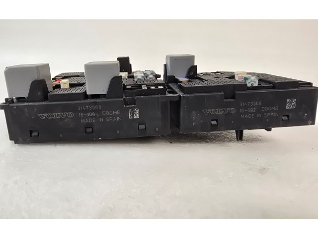 Блок предохранителей 31473588, 31473569   Volvo XC90    