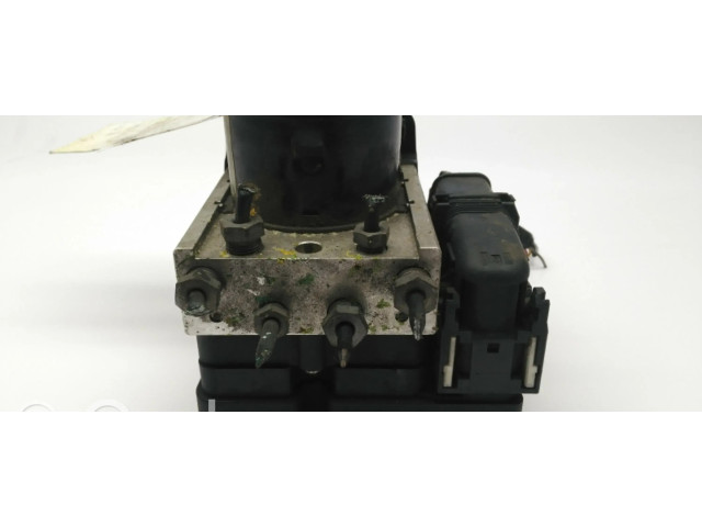 Блок АБС 8V512M110AD Ford Fiesta 2013-2017 года