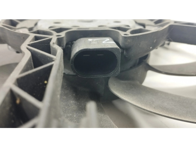 Вентилятор радиатора     8K0121003AB    Audi A6 C7 2.0