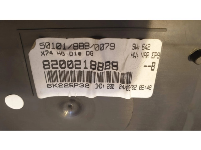 Панель приборов 8200218888, 5514000062 Renault Laguna II