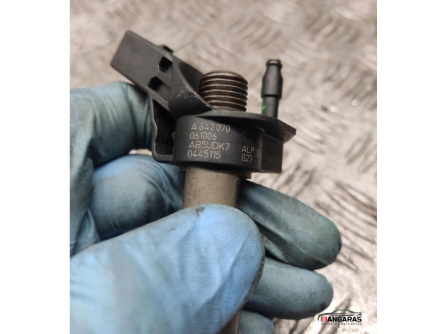 Жиклер (жиклеры) (форсунка (форсунки) a642070   Mercedes-Benz R W251