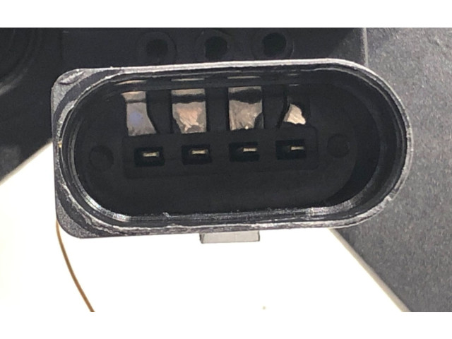 Моторчик заднего дворника 98700-1P000    KIA Venga