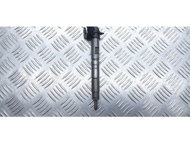 Форсунка 2367033060 Subaru Trezia