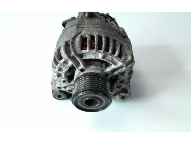 Генератор 8200390675, 0124425037 Renault Clio III