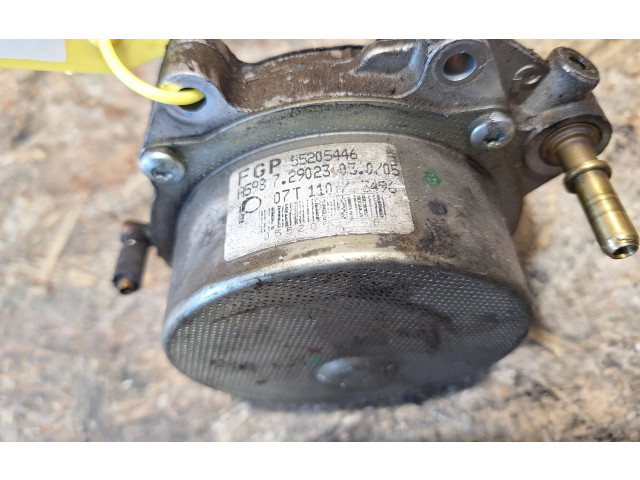 Вакуумный насос 55205446 Alfa Romeo Mito 1.6