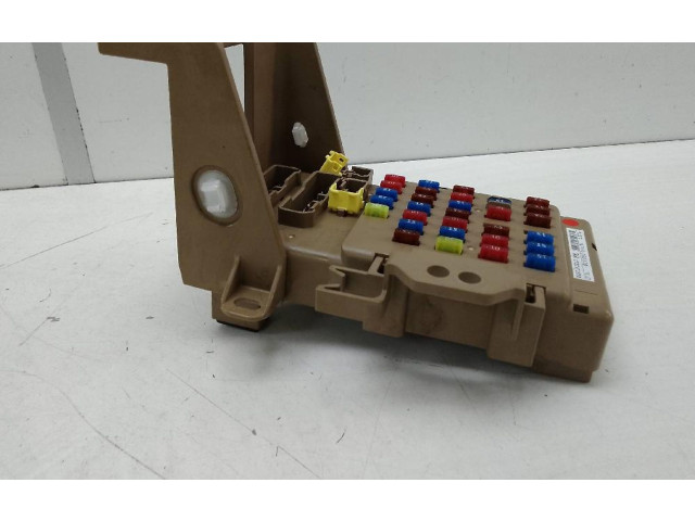 Блок предохранителей 82201FJ211   Subaru XV II