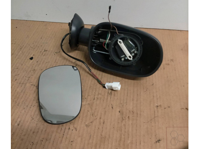Зеркало электрическое Dacia Logan I 2004 - 2012 года