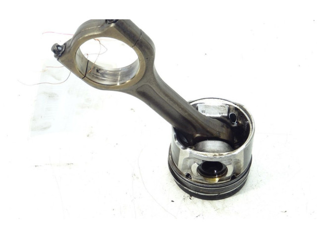 Поршень с шатуном 9HR Citroen C4 I Picasso