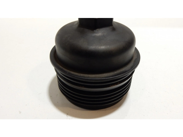 Крышка масляного фильтра