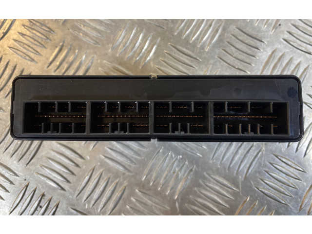 Блок управления 88281SC830, X1T22578M Subaru Forester SH