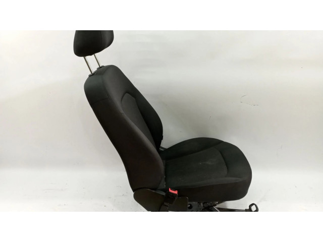 Переднее сиденье водителя