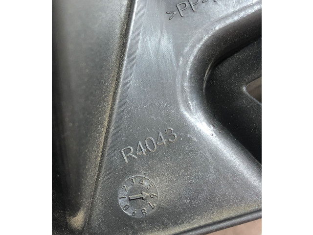 Pojistková skříňka Вентилятор печки R4043 BMW 5 F10 F11 2011