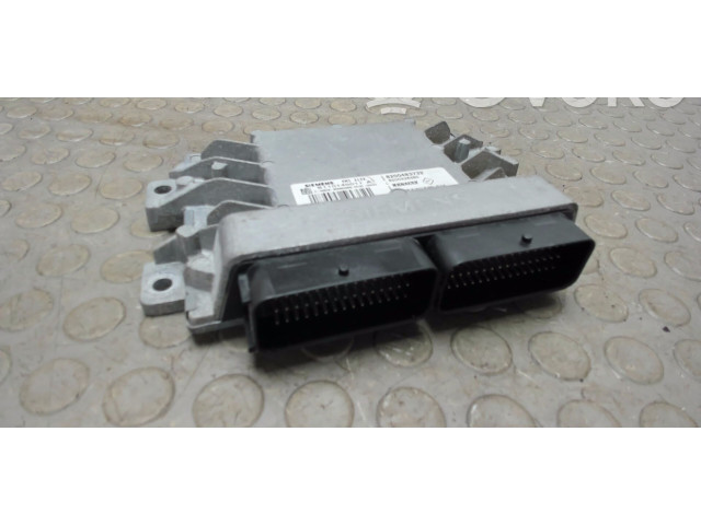 Блок управления двигателя 6001548282, 8200326380   Dacia Logan I