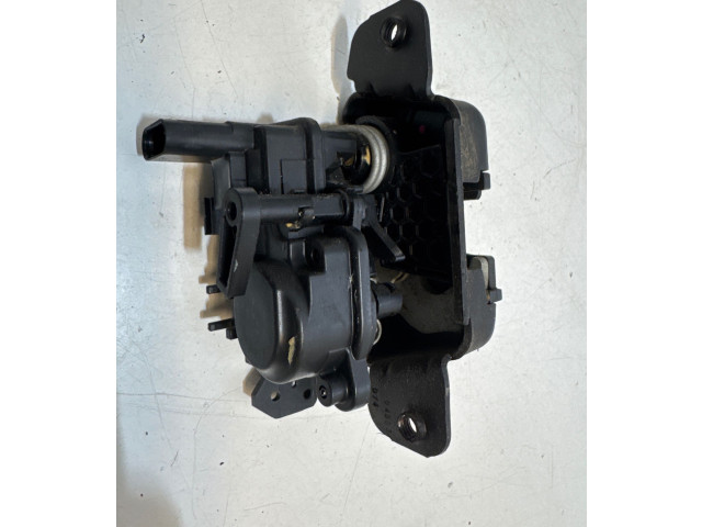 Замок багажника P68312079AL   Ram 1500      