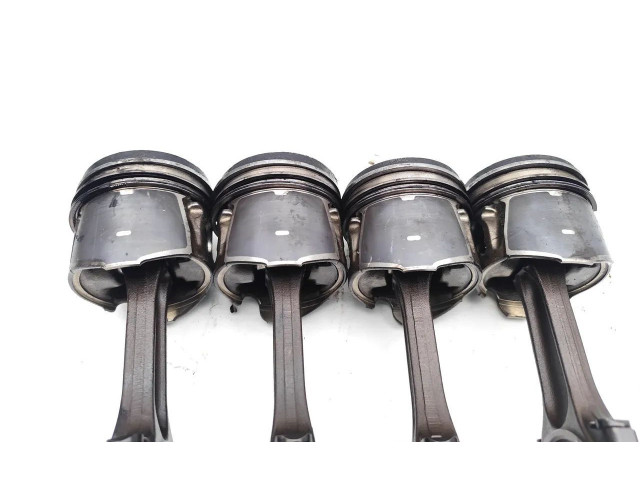 Поршень с шатуном RHJ(DW10BTED4) RHJ, DW10BTED4 Citroen Xsara Picasso