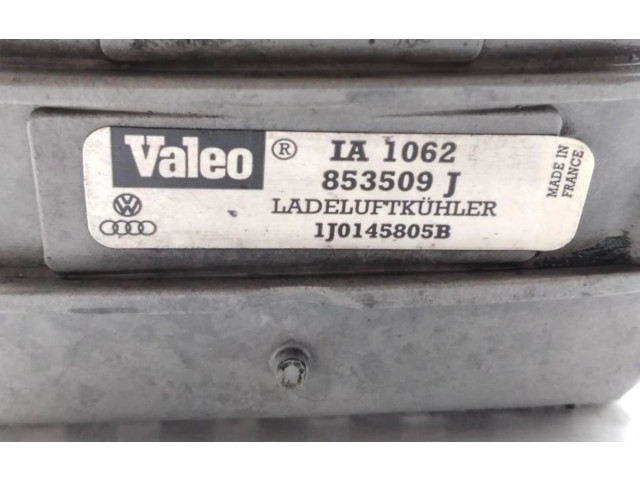 Интеркулер 1J0145805B Audi A3 S3 8L