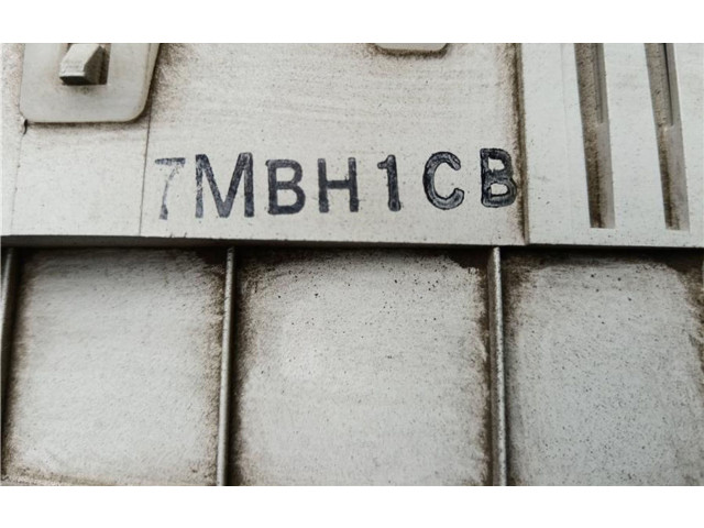 Панель приборов 7MBH1CB, 0090059   Mazda 323       