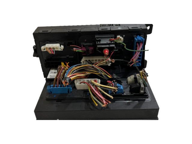 Блок предохранителей 2115453101   Mercedes-Benz E W211    