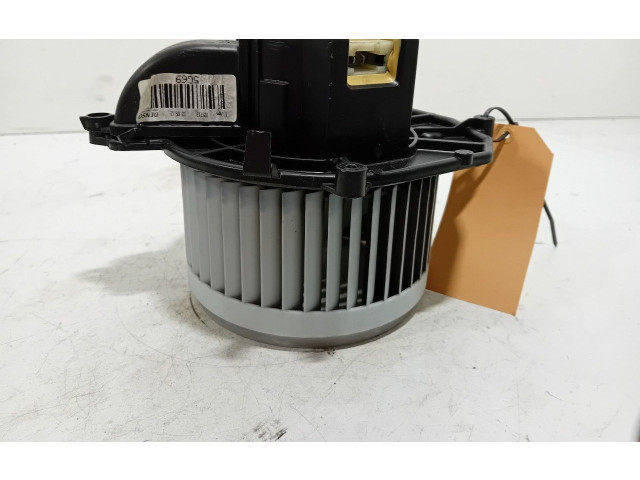 Вентилятор печки       Peugeot Partner